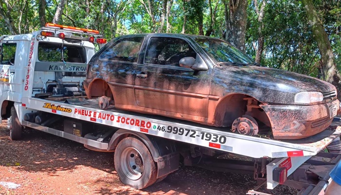 Quedas – Veículo furtado é recuperado pela polícia